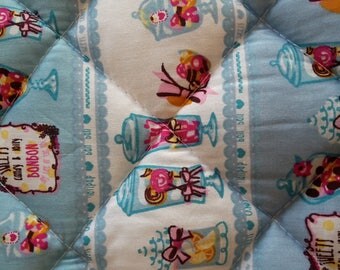 Quilted kitchen pot holder