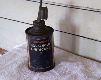 Vintage tin. Standard oil household lubricant 1960s
