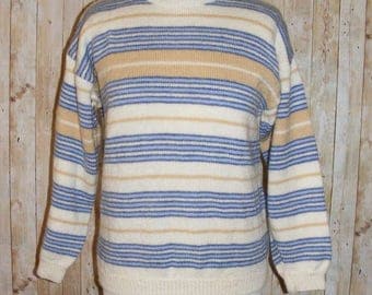 Size 8 vintage 80s hand knit long sleeve jumper white/blue/beige stripe (HI69)