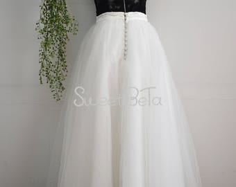 Ivory 6 layers tutu tulle skirt, buttons in back, brides skirt, custom skirt, vintage tutu tulle skirt