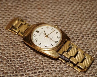 Watch Soviet Old Gift for him Mens watches Mechanical watch Old vintage watch Collectible watch Goldplated watch Zaria Retro USSR watch USSR
