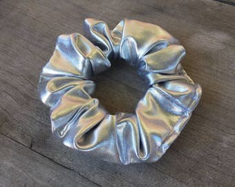 hair scrunchie / #SPACEVIBES / silver / shiny / holographic / 90s style
