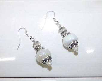 PEARLY WHITE PEARL EARRINGS