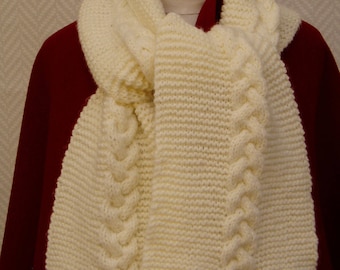 White "Chalk" hand knitted wool scarf