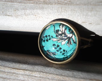 Flowers turquoise cabochon ring