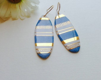 Earrings blue white porcelain and gold made and decorated by hand.