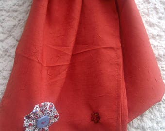 1 spring scarf, lightweight, satiny, fantasy