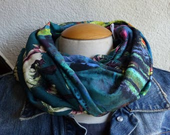 F428 snood scarf tissue fluid print flowers and multicolored fabric
