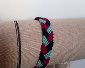 Woven Friendship Bracelet pattern