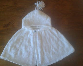 Cape for baby from 3 to 6 months