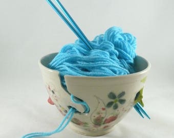 Knitting Bowl Yarn Bowl Crochet Bowl yarn holder Ceramics and Pottery ceramic yarn bowl knitting supplies yarn organizer knitter gift