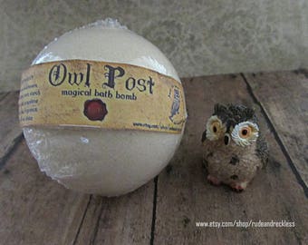 Harry Potter inspired Owl Post bath bomb