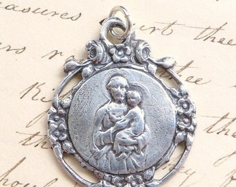 ON SALE St Joseph Wreath Medal / Charm - Patron of fathers - Antique Reproduction