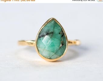 40 OFF - Raw Emerald Ring - May Birthstone Ring - Gemstone Ring - Stacking Ring - Sterling Silver Ring - Round Ring