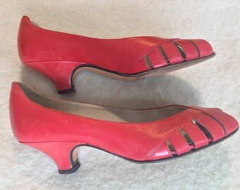 60s Italian Leather Coral Peep Toes - Size US 5.5