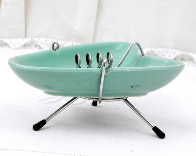 Vintage Mid Century Modern Ceramic Mint Green and Chrome Atomic Design Ashtray, Tobacciana Sputnik Style, Retro 1960s Smoking Accessories Vintage Mid Century Modern Ceramic Mint Green and Chrome Atomic Design Ashtray, Tobacciana Sputnik Style, Retro 1960s Smoking Accessories