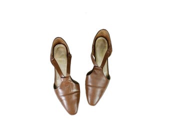 Reserved Size 10 Brown Leather Flat 90s Sandal Shoes by Scruples // G532