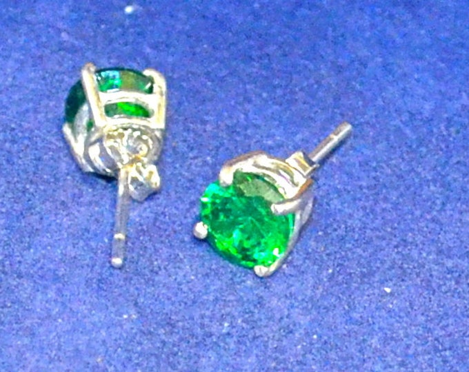 Green Zircon Studs, 7mm Round, Natural, Set in Sterling Silver E1097