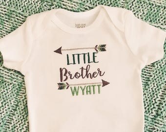 Little Brother Bodysuit, Tribal Brother Clothing, Pregnancy Announcement Outfit, Boy's Baby Shower Gift, Little Brother Coming Home Outfit