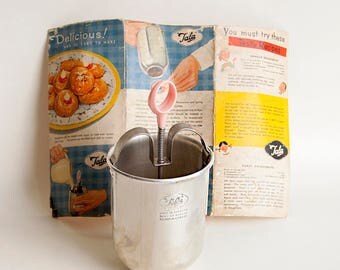 Vintage Retro 1950s TALA Donut Doughnut Maker Syringe Pink Handle & Original Box