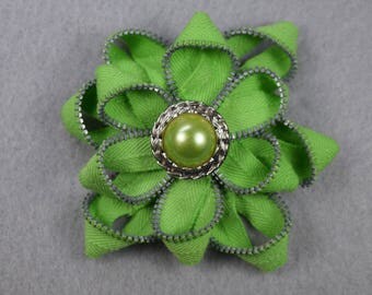 Green Flower Brooch, Zipper Brooch, Green Brooch, Green Pin, Zipper Pin, Zipper Art, Flower Pin, Upcycled, Recycled, Repurposed