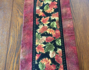 Fall Leaves Table Runner, Autumn, Fall, Leaves Red/Metallic Gold Border, Thanksgiving, Fall Table Decor, Gift Idea