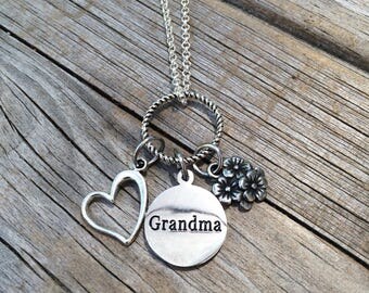 Grandma Necklace, Charm Necklace, Personalized Necklace, Heart Necklace, Necklace, Love Necklace, Gifts for her, Gifts for Grandma
