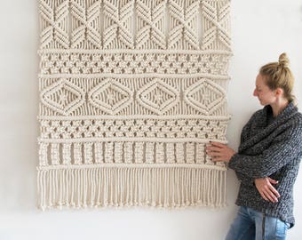 Extra Large Macrame Wall Hanging / Modern Macrame / Wall Art / Boho Wall Hanging / Wall Tapestry / Macrame Tapestry