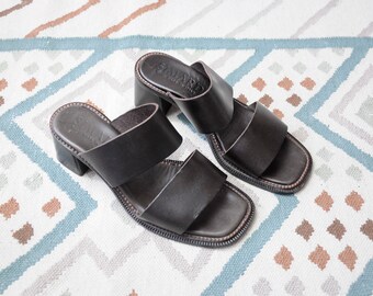 Size 6 / 90s Leather Slide Sandals / Block Heel / Made in Italy