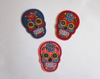 Mexican skull iron on patch, Day of the dead skull sew on applique, Calavera embroidery applique, Punk thermo adhesive fabric for clothing
