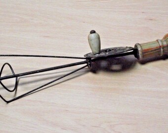 Brevete Vintage French Wooden Handled Hand Whisk - French Vintage. Kitchenware. Whisk. Wooden Handle Whisk. Early 1900s.