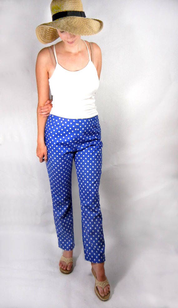 Blue cotton pants with white flower print size M vintage from