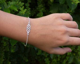 Celtic Knot Bracelet in Silver, Knot Bracelet, Friendship Bracelet, Silver Bracelet, AlinMay