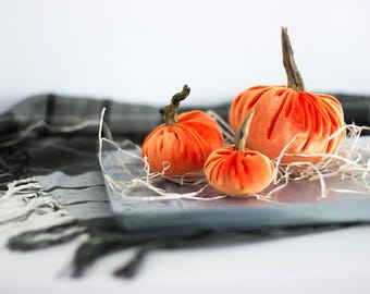 Fabric pumpkins, set of 3, halloween decorations, halloween table decor, table centrepiece, pumpkin decor, velvet pumpkins, autumn decor