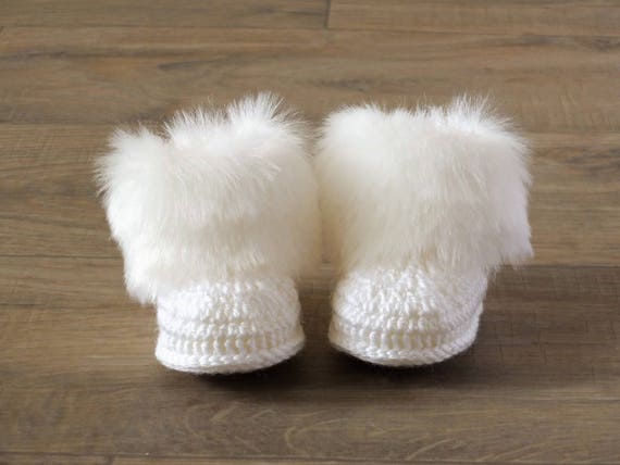 White Baby booties Faux fur boots Baby winter boots