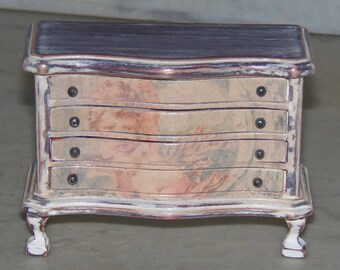 Cherub Chest for 1:12th Dollhouse. Four Drawers. Painted and Decoupaged. Shabby Chic. Country French.