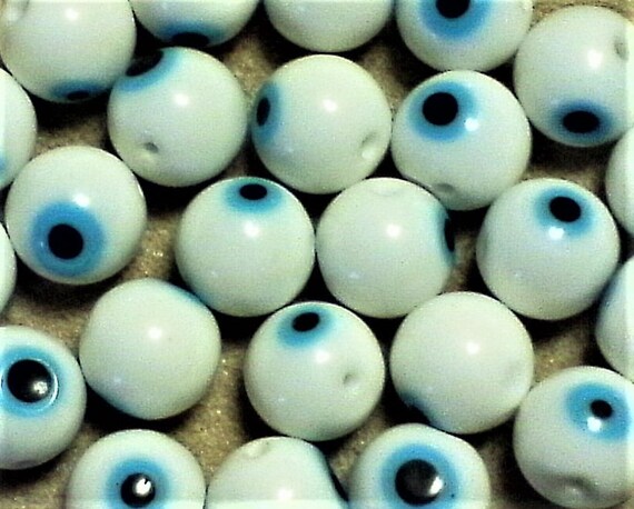 Glass eyeball beads cool as all get out glass blue eyeball