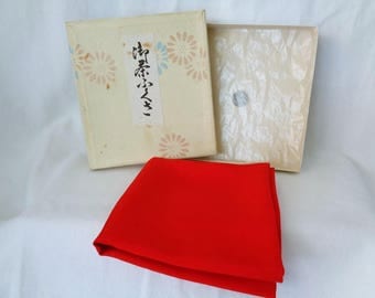 EJP11 : Vintage Japanese High quality Fukusa tea ceremony silk cloth Kitamura Tokusai basic plain