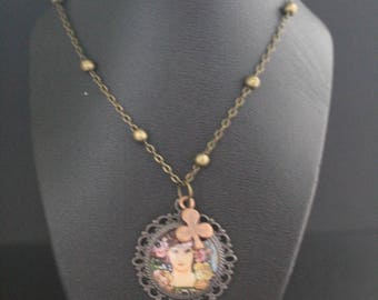 The spring clover necklace