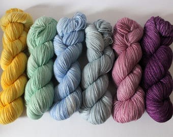Hand-dyed sock yarn 400 m LL / 100 g Soft Sock - Plum