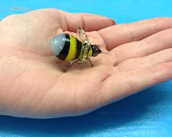 Bumble Bee Glass Figurine