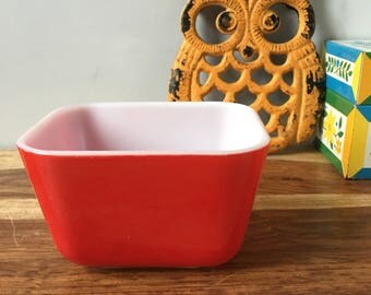 Vintage Pyrex, Vintage Pyrex Refrigerator Dish, Red Pyrex Refrigerator dish 0501-24