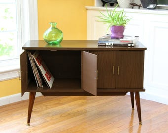 Mid Century Record Storage Cabinet Double Doors/Peg Legs By Universal