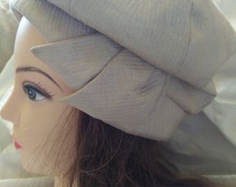 Hat vintage 1960s cloche skull cap