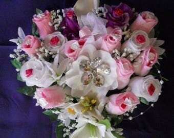 Heart shaped wedding table centerpiece