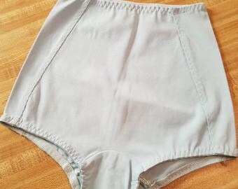 Vintage lingerie vintage cream colored all lace panty girdle