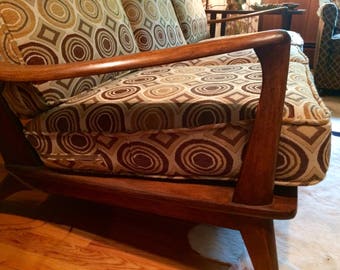 Authentic Heywood Wakefield Mid Century Modern Sectional Sofa 1950's in Excellent Condition Gorgeous Funky Fabric in Warm Tones