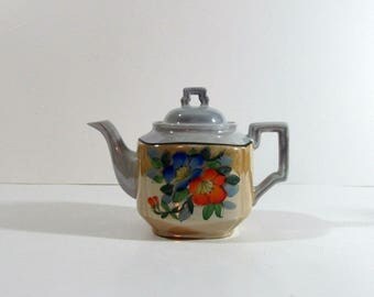 Vintage luster look flower print porcelain tea pot