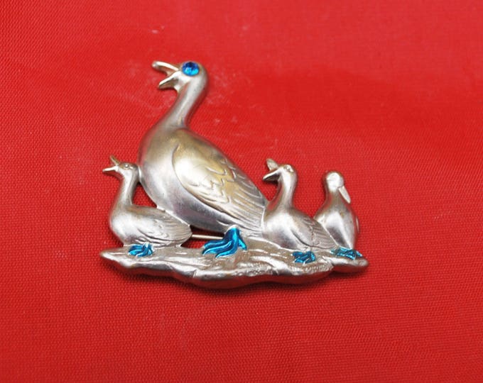 Duck with Duckling Brooch - Silver with blue rhinestone enameling - bird figurine pin