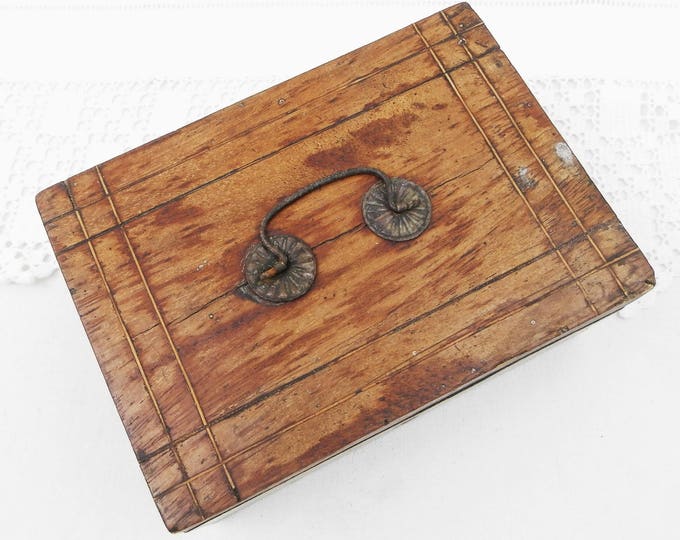 Antique French Oak Box with Metal Handle on the lid, French Country Decor Money Bank, Jewellery / Jewelry / Trinket Box Made of Wood Antique French Oak Box with Metal Handle on the lid, French Country Decor Money Bank, Jewellery / Jewelry / Trinket Box Made of Wood